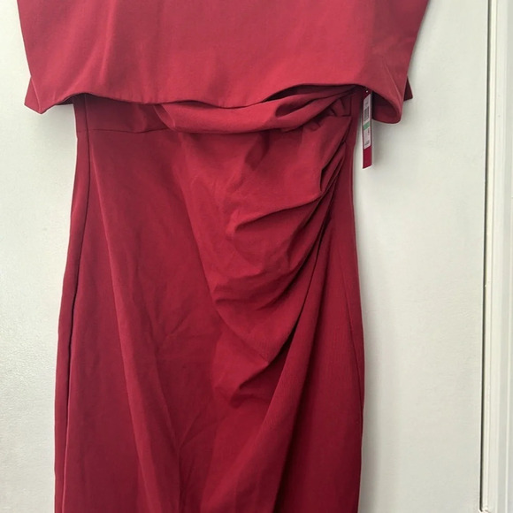 Dark Red Vince Camuto Off Shoulder Sheath Dress New with tags size 8 - Picture 2 of 9